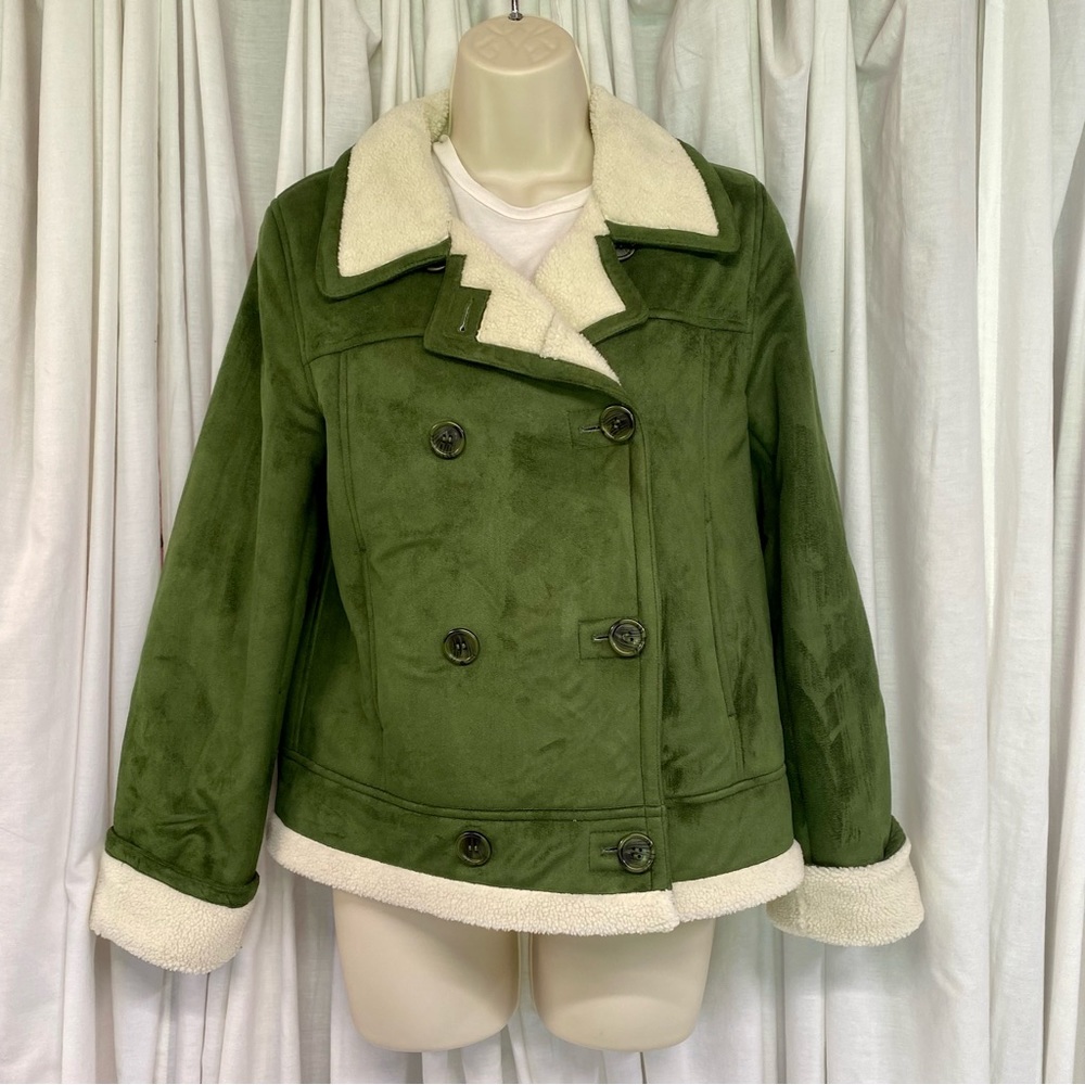 Talbots petite small forest green cropped pea coat. Size PS. Great condition